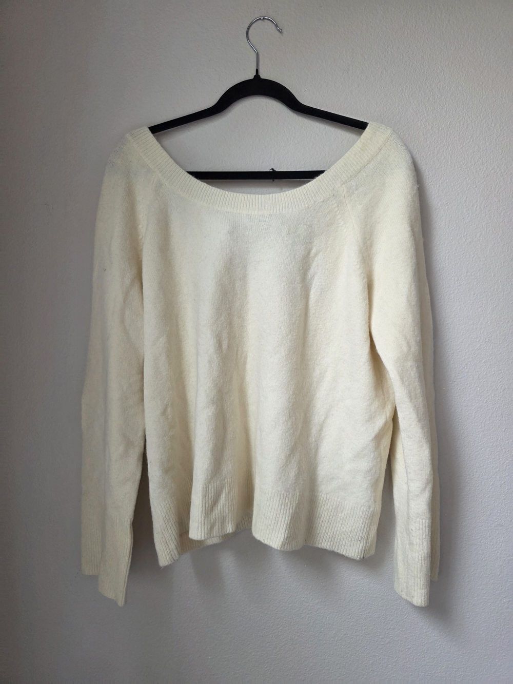 Cream Sweater With Back Black Bow